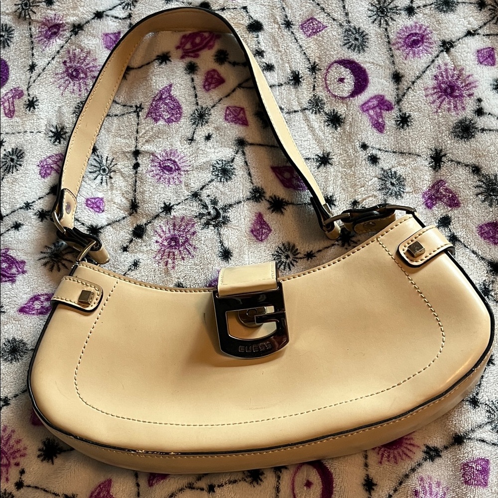 VINTAGE GUESS CURVE MINI PURSE - Picture 14 of 15